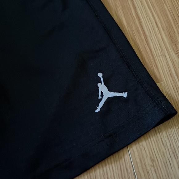 Boys Xl (14/16) fits like men’s small - Picture 2 of 5